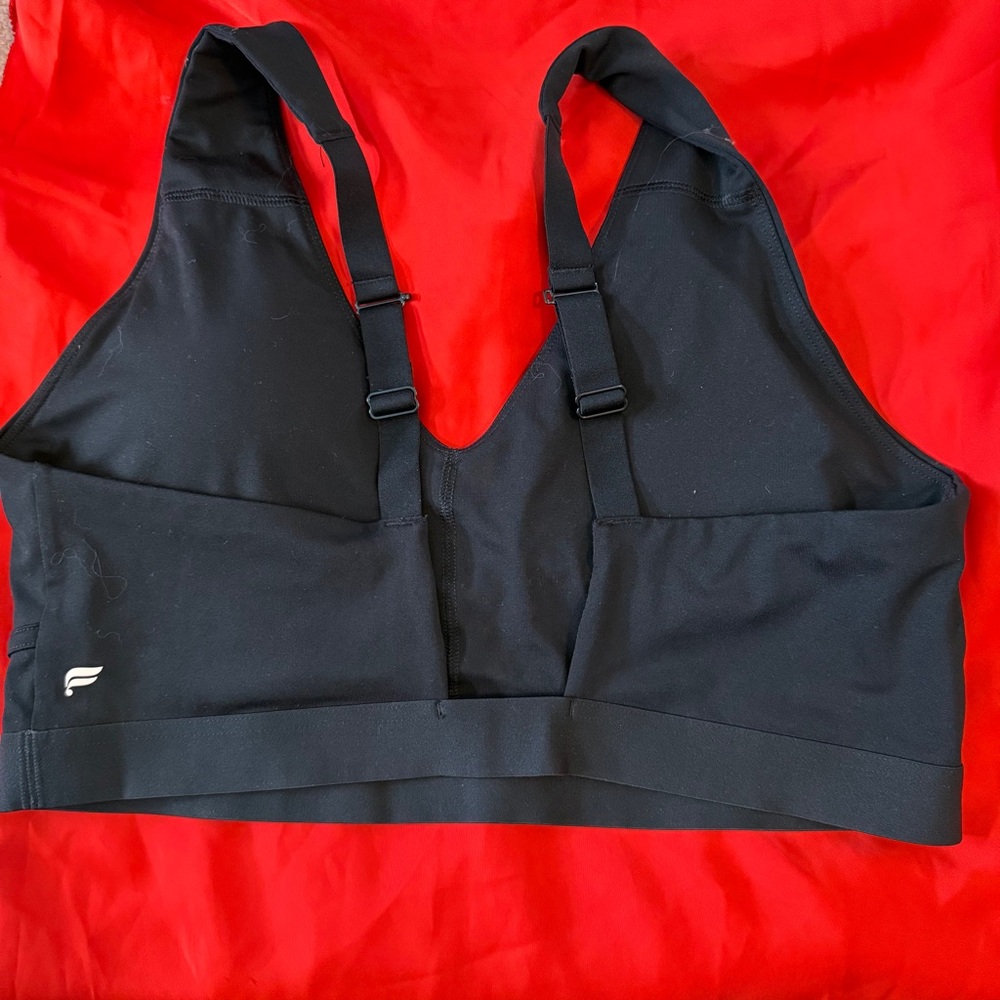 NWOT Fabletics Black Sports Bra - Picture 2 of 2